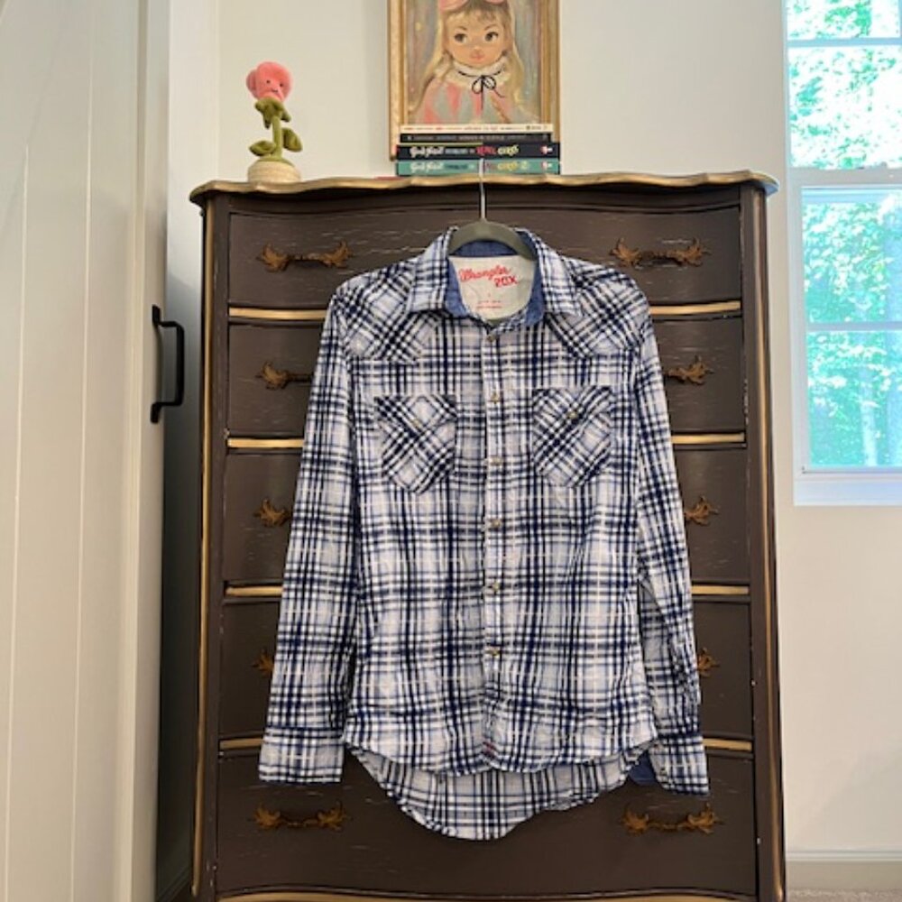 ATX Vibes: Blue Plaid Country Western Shirt with Pearl Snaps (Wrangler) Small